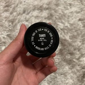 Kylie Cosmetics Loose Highlighter In Tahiti!!